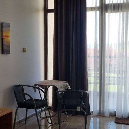 Luxsus Apartment Diamond Свети Влас Екстериор снимка