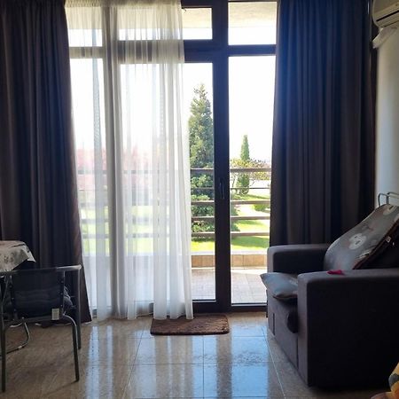 Luxsus Apartment Diamond Свети Влас Екстериор снимка