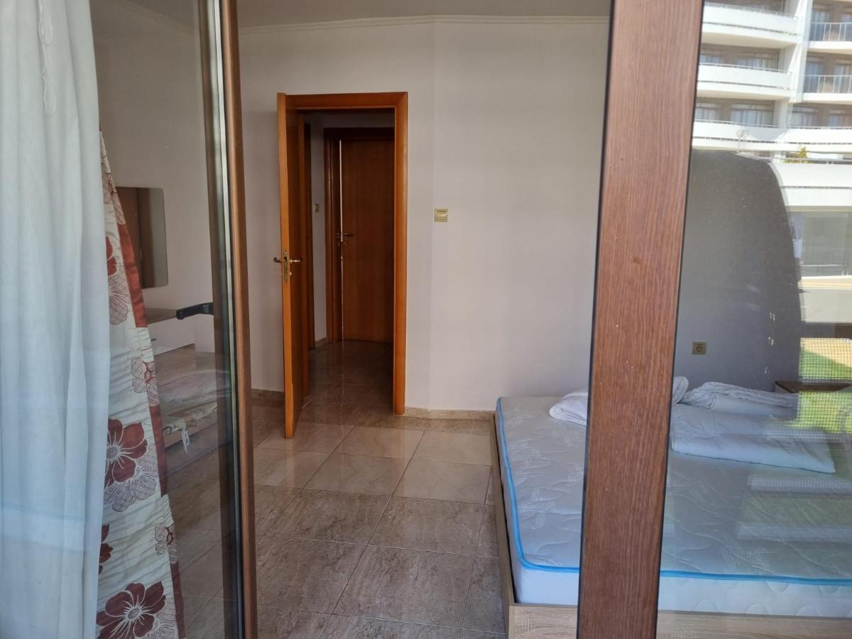 Luxsus Apartment Diamond Свети Влас Екстериор снимка