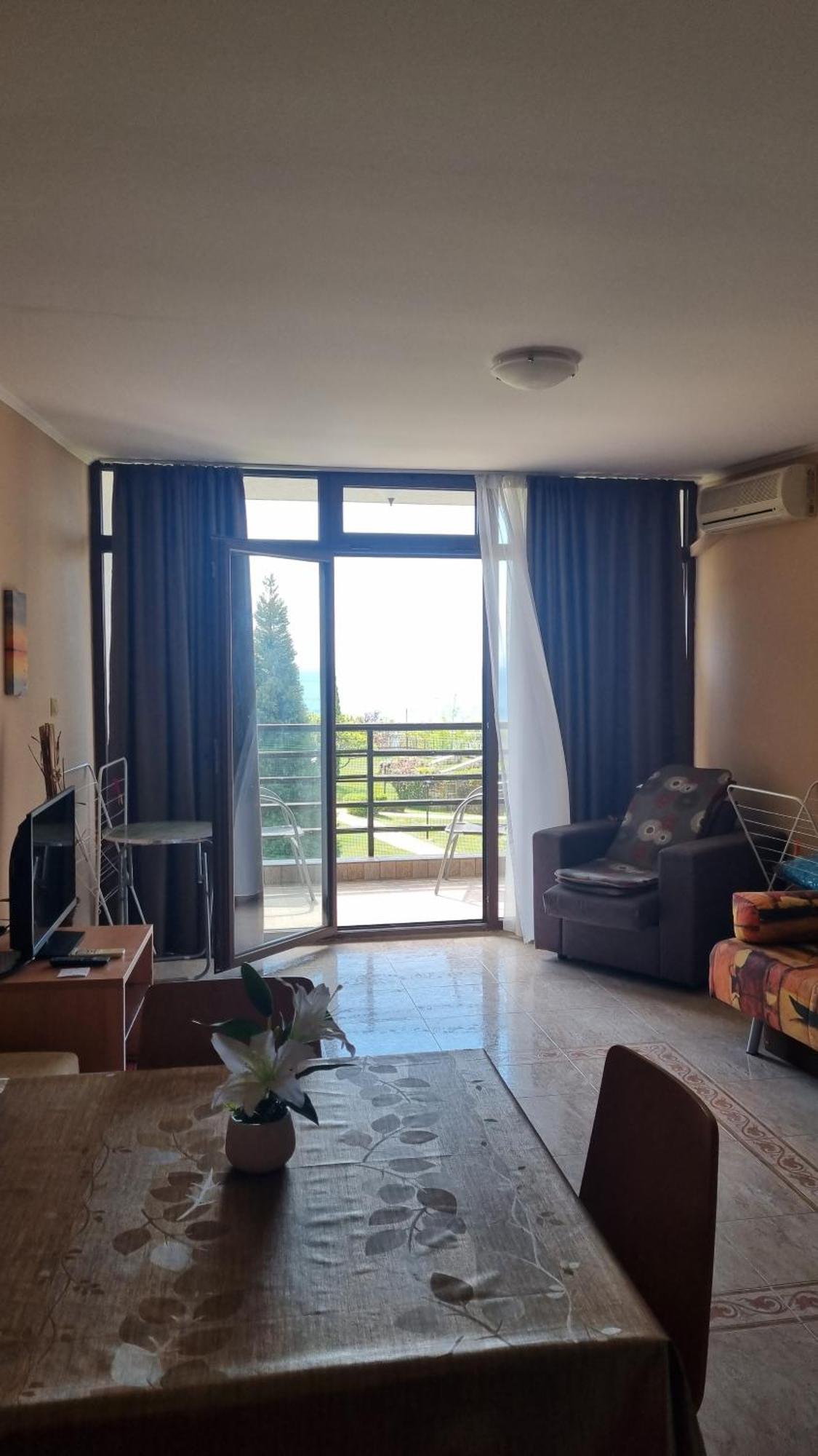 Luxsus Apartment Diamond Свети Влас Екстериор снимка
